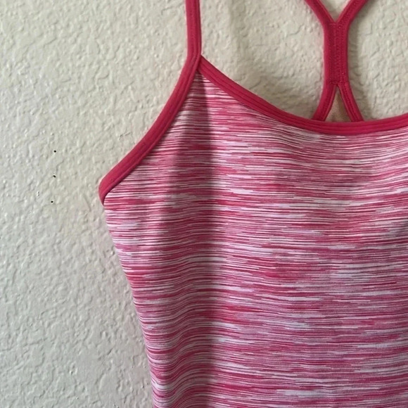 Lululemon Power Y Tank Top Pink Racerback With Built In Bra - Size 8 - Picture 2 of 6